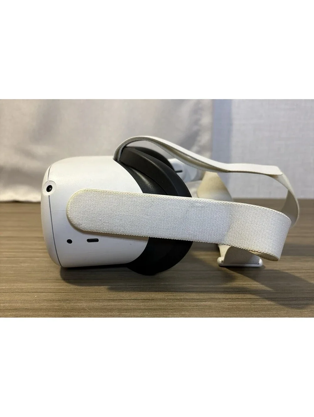 Oculus Quest 2 Advanced All-In-One Virtual Reality Headset - 128GB - Excellent